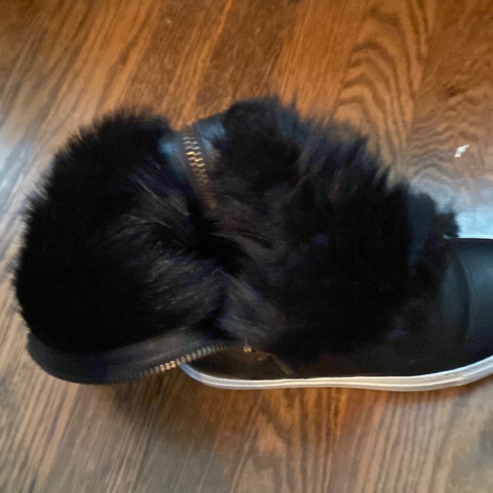 Boemos fur lined leather zip up sneakers
